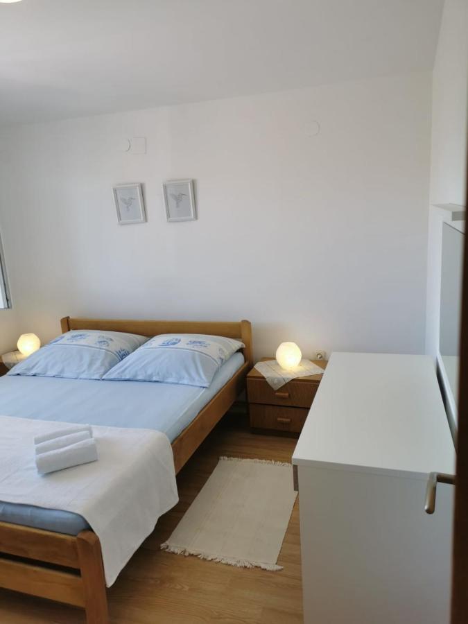 Apartment Milka Вир Екстер'єр фото